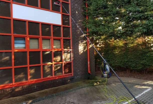 window cleaning Ashford Kent