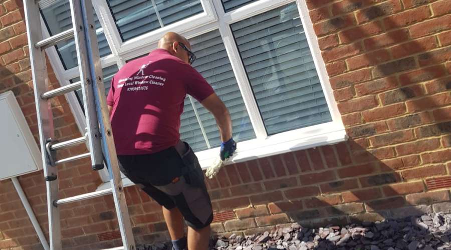 cleaners use eco friendly products