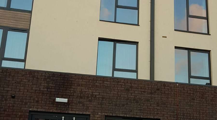 wash frames and sills