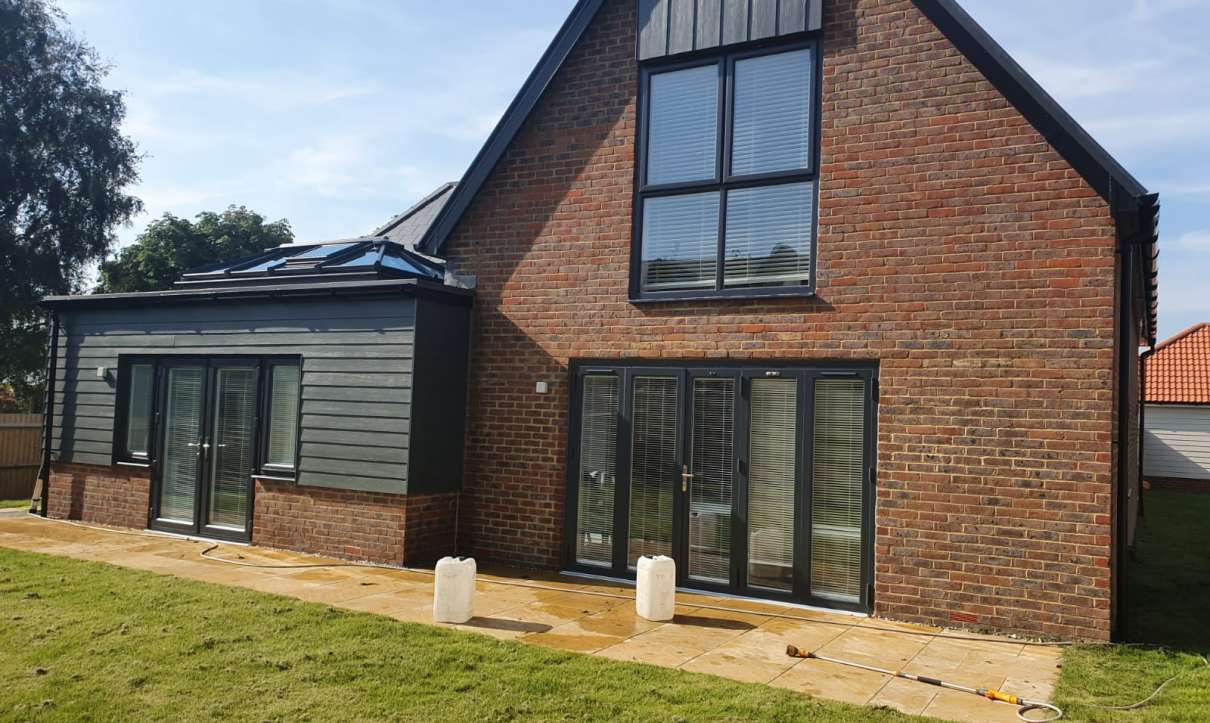 Window Cleaners Avoid Streaks