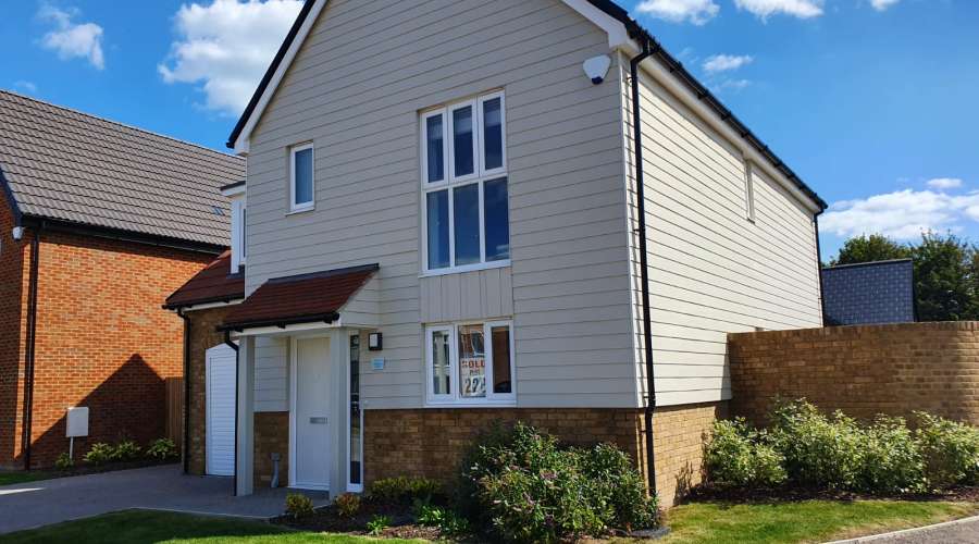 weather affect window cleaning